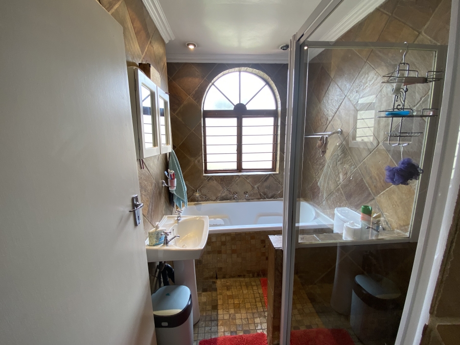 To Let 3 Bedroom Property for Rent in North Riding Gauteng