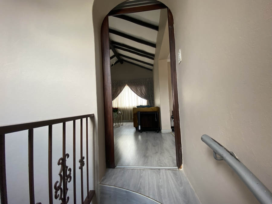 To Let 3 Bedroom Property for Rent in North Riding Gauteng