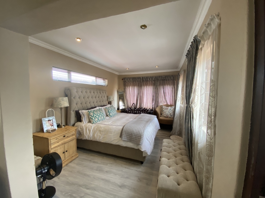 To Let 3 Bedroom Property for Rent in North Riding Gauteng