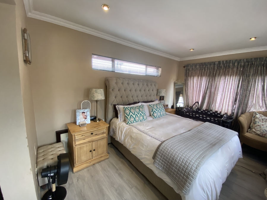 To Let 3 Bedroom Property for Rent in North Riding Gauteng