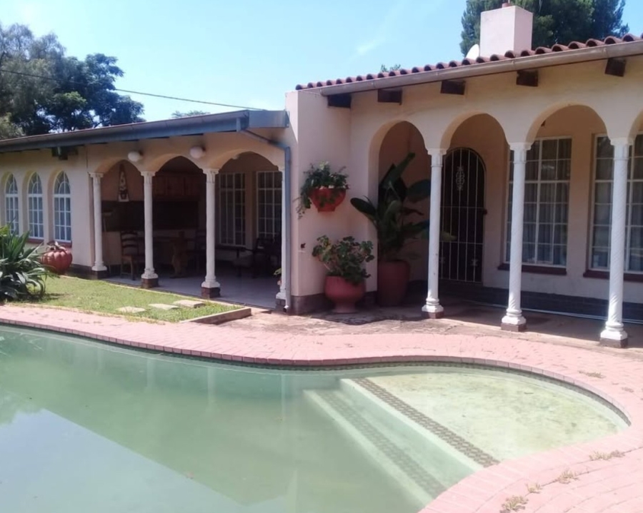 To Let 2 Bedroom Property for Rent in De Deur Gauteng