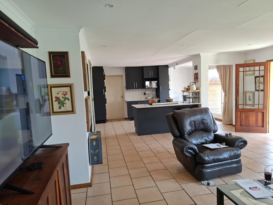 3 Bedroom Property for Sale in Montana Tuine Gauteng