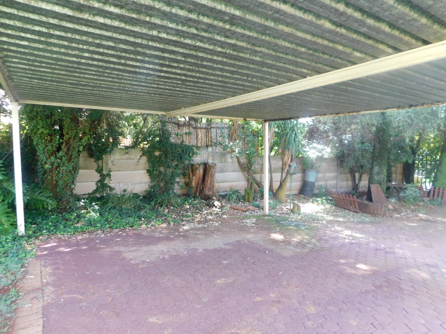 3 Bedroom Property for Sale in Witpoortjie Gauteng