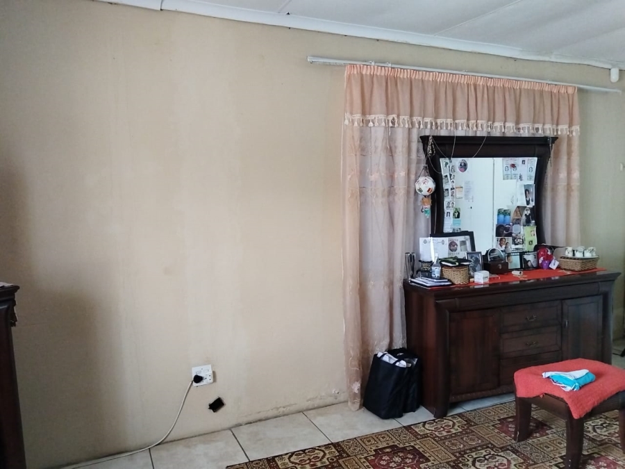 3 Bedroom Property for Sale in Toekomsrus Gauteng