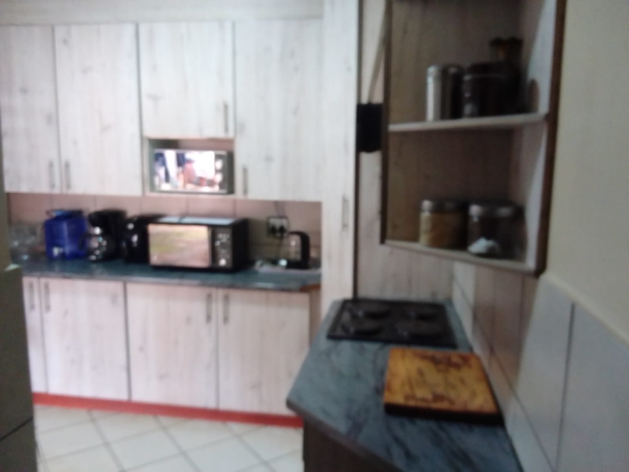 4 Bedroom Property for Sale in Toekomsrus Gauteng