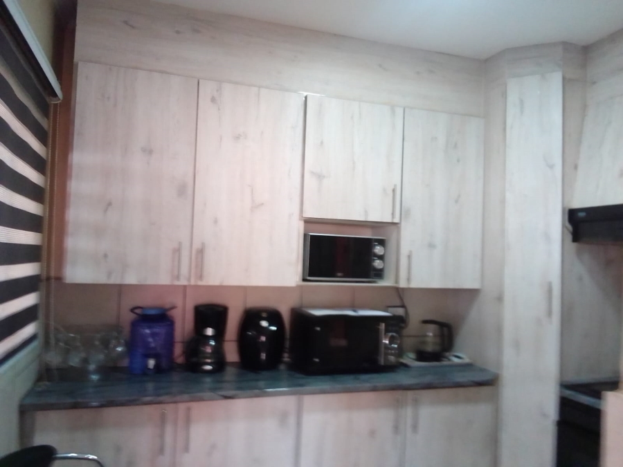 4 Bedroom Property for Sale in Toekomsrus Gauteng