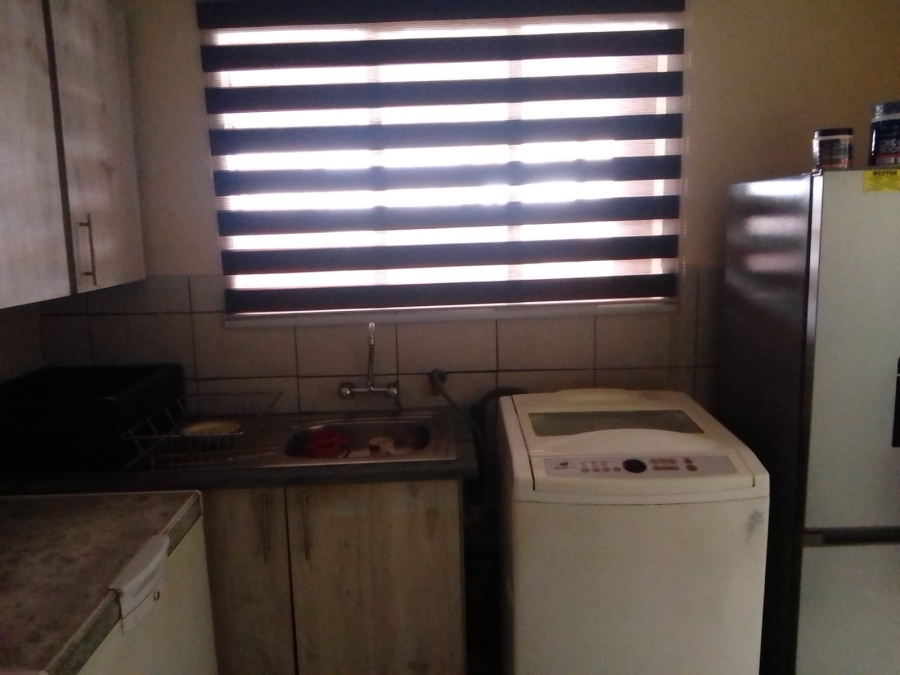 4 Bedroom Property for Sale in Toekomsrus Gauteng