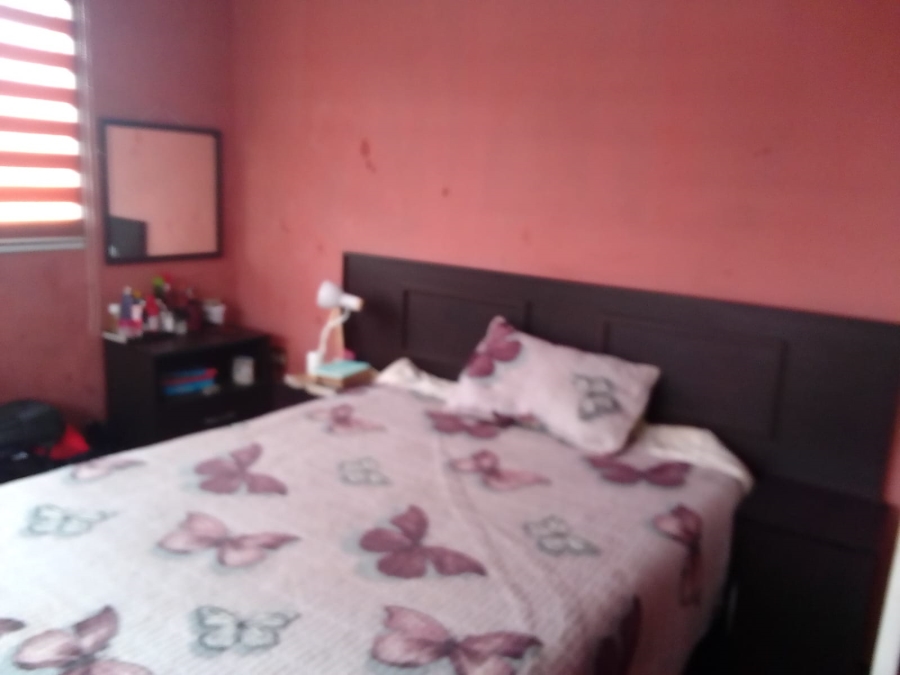 4 Bedroom Property for Sale in Toekomsrus Gauteng