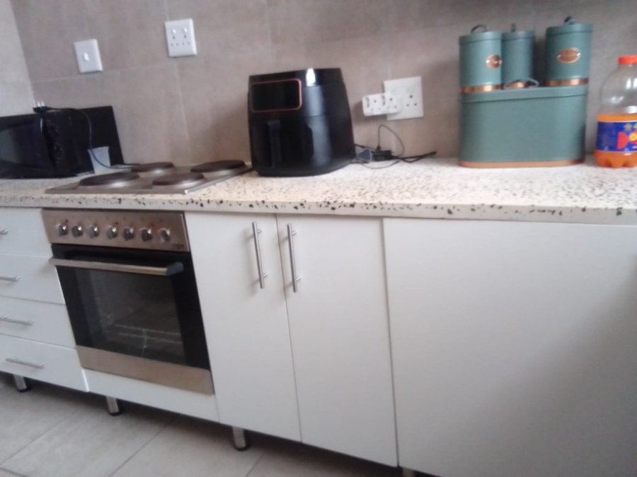 2 Bedroom Property for Sale in Wentworth Park Gauteng