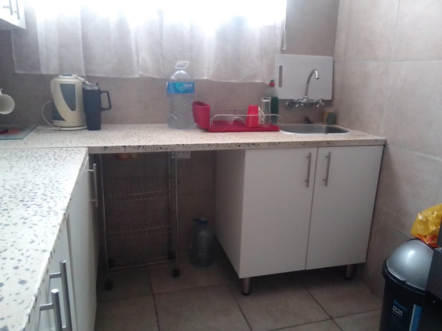 2 Bedroom Property for Sale in Wentworth Park Gauteng