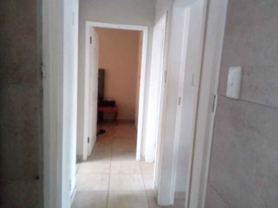 2 Bedroom Property for Sale in Wentworth Park Gauteng