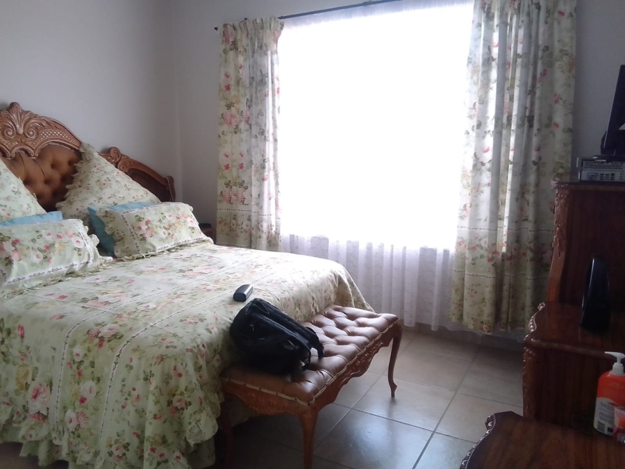 2 Bedroom Property for Sale in Wentworth Park Gauteng