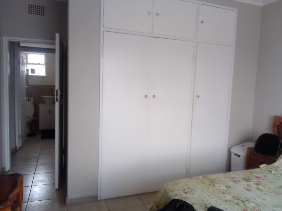 2 Bedroom Property for Sale in Wentworth Park Gauteng