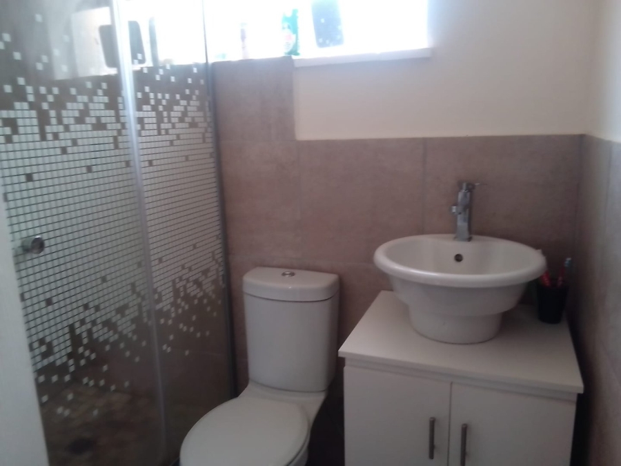 2 Bedroom Property for Sale in Wentworth Park Gauteng