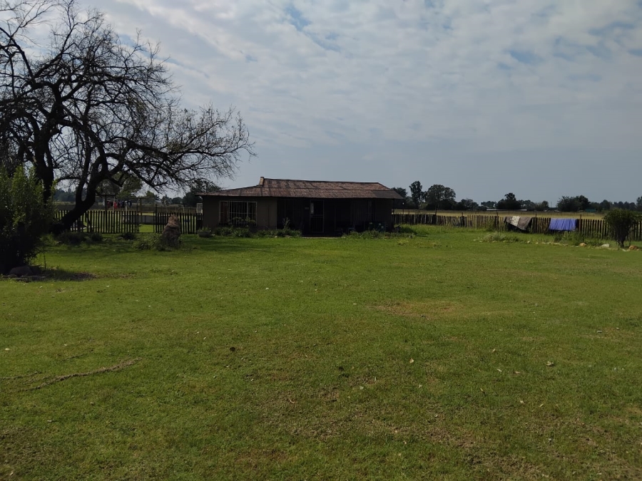 4 Bedroom Property for Sale in Nanescol Gauteng