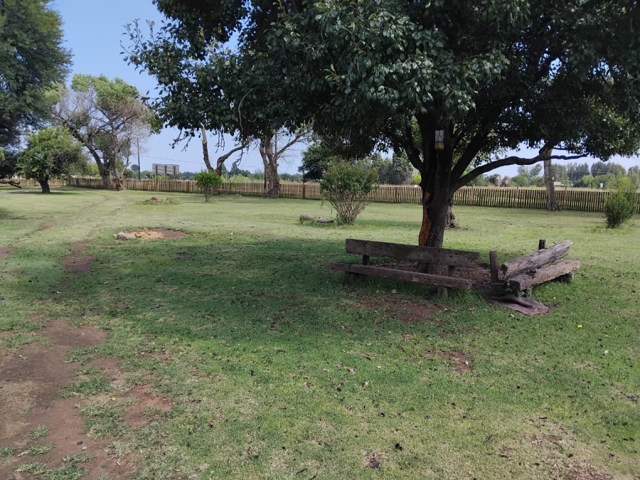 4 Bedroom Property for Sale in Nanescol Gauteng