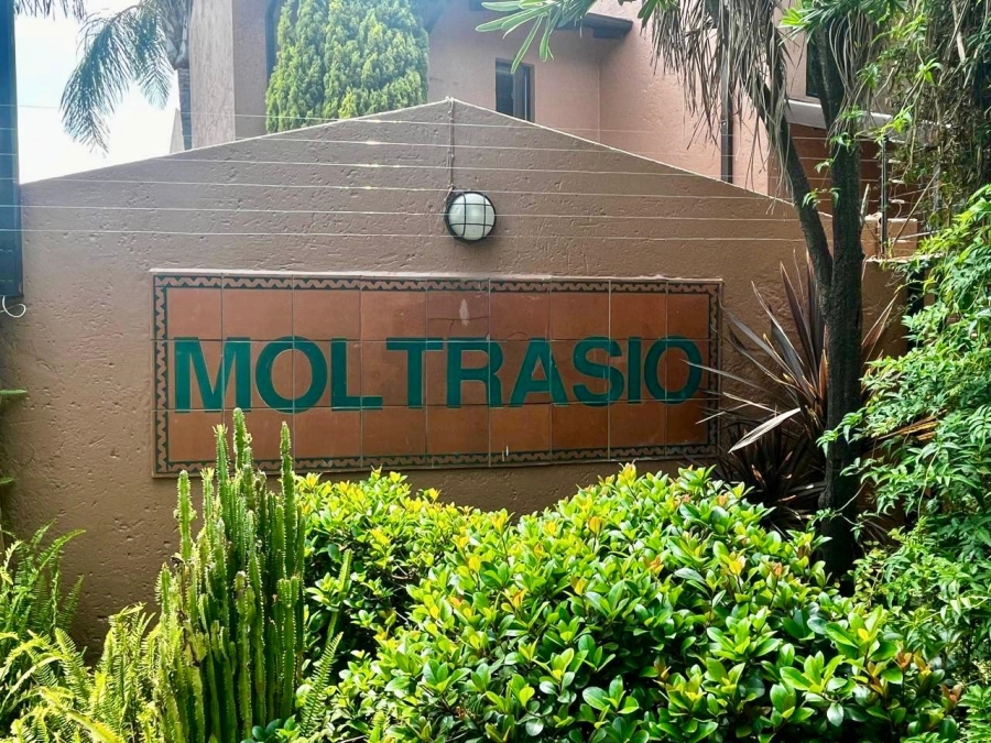 2 Bedroom Property for Sale in Buurendal Gauteng