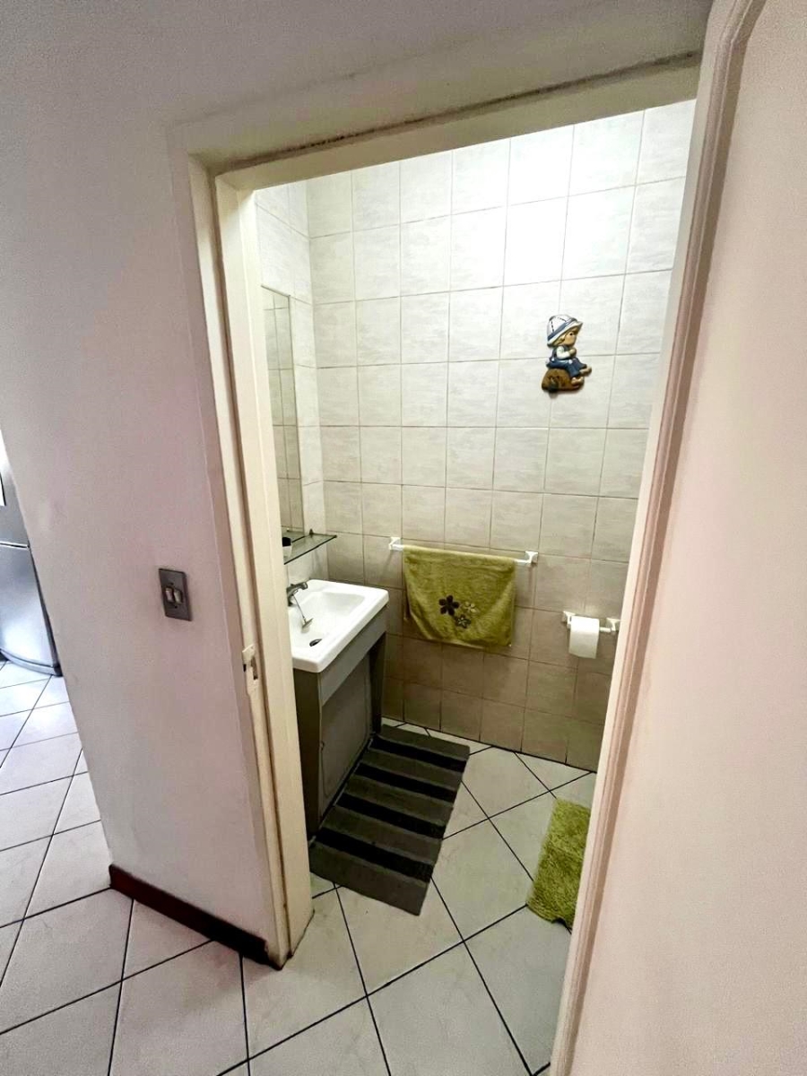 2 Bedroom Property for Sale in Buurendal Gauteng