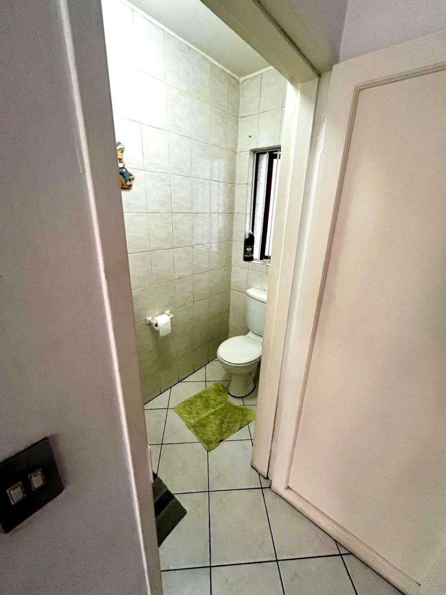 2 Bedroom Property for Sale in Buurendal Gauteng