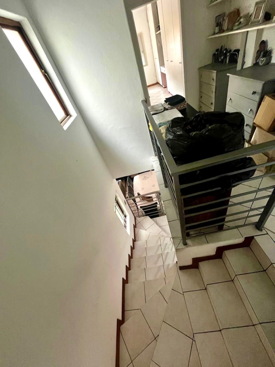 2 Bedroom Property for Sale in Buurendal Gauteng