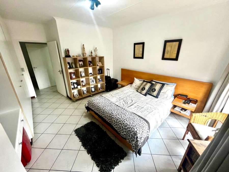 2 Bedroom Property for Sale in Buurendal Gauteng