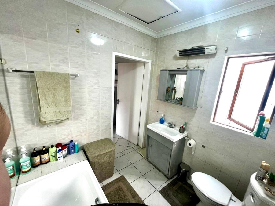 2 Bedroom Property for Sale in Buurendal Gauteng