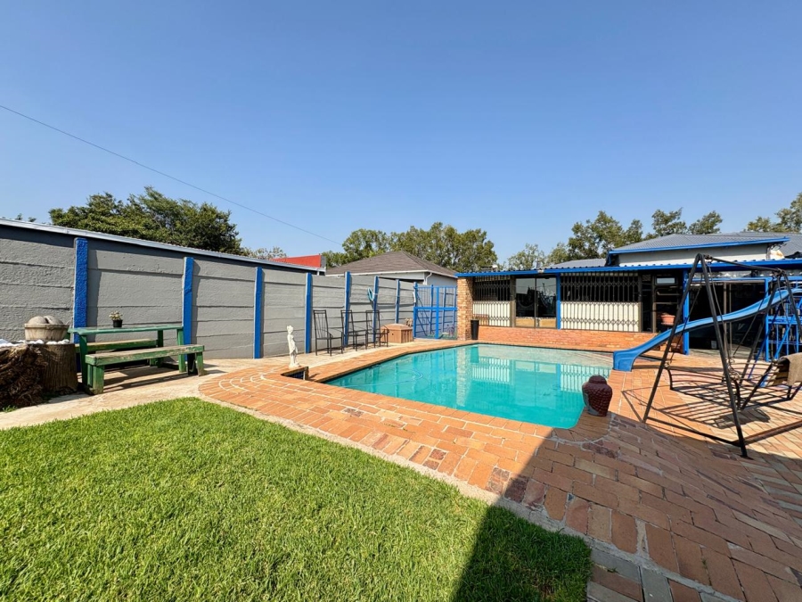 4 Bedroom Property for Sale in Dalview Gauteng