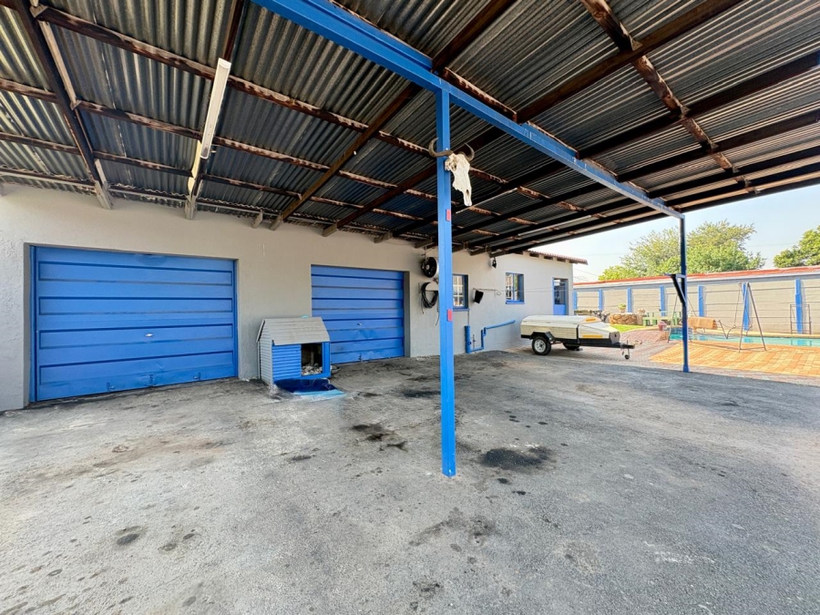 4 Bedroom Property for Sale in Dalview Gauteng