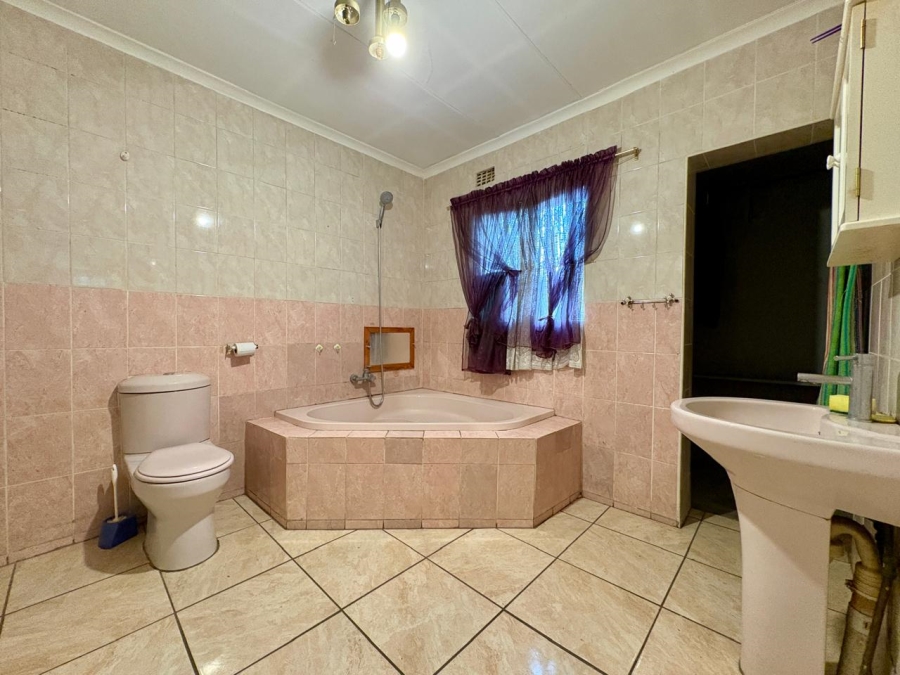 3 Bedroom Property for Sale in Brenthurst Gauteng