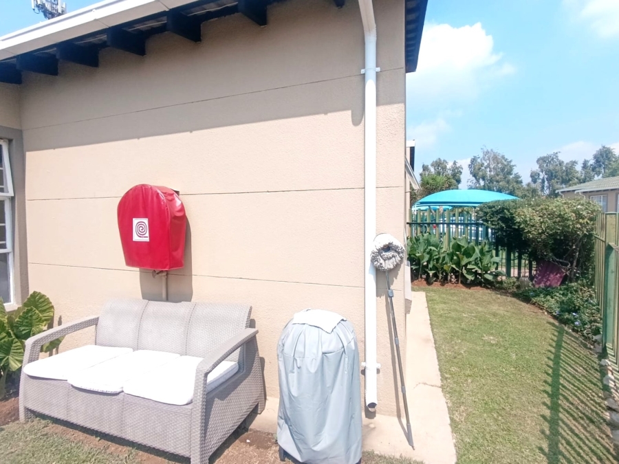 2 Bedroom Property for Sale in Meyersdal Gauteng
