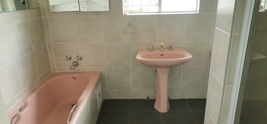 To Let 3 Bedroom Property for Rent in Rand Collieries Gauteng