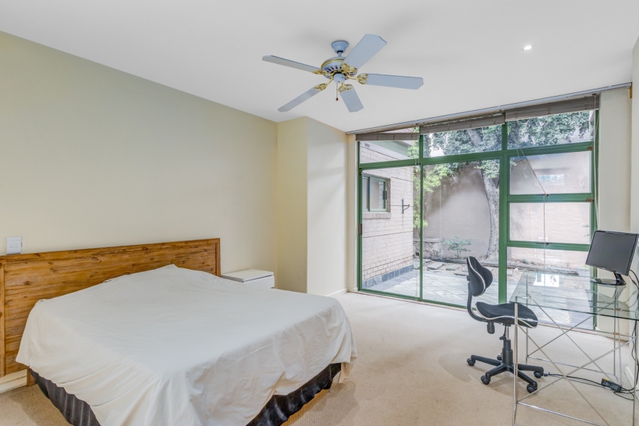 To Let 4 Bedroom Property for Rent in Fourways Gardens Gauteng