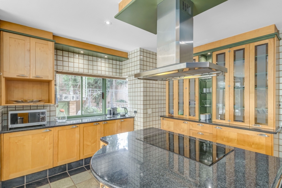 To Let 4 Bedroom Property for Rent in Fourways Gardens Gauteng