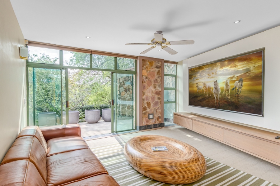 To Let 4 Bedroom Property for Rent in Fourways Gardens Gauteng