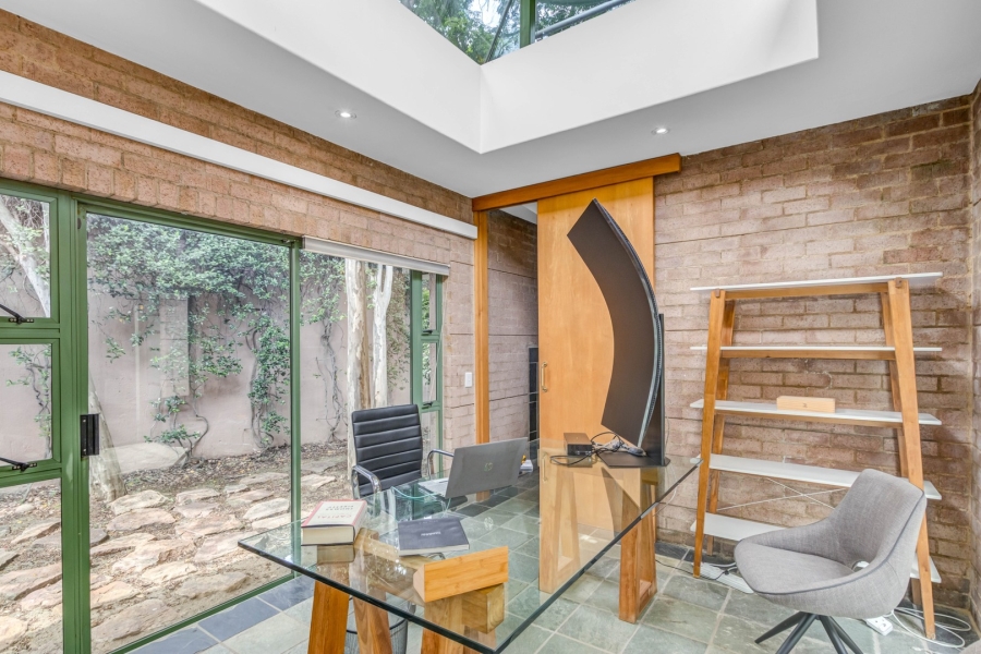 To Let 4 Bedroom Property for Rent in Fourways Gardens Gauteng