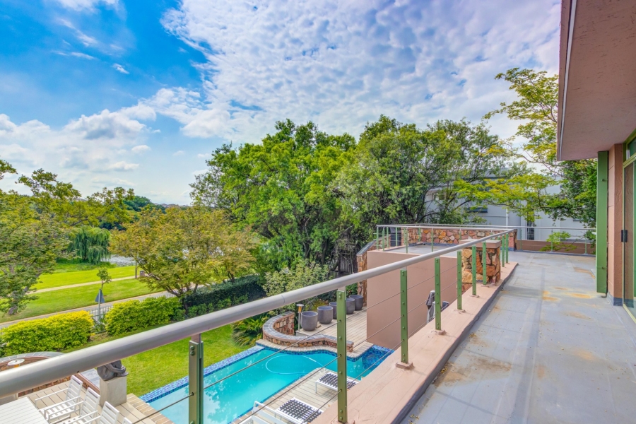 To Let 4 Bedroom Property for Rent in Fourways Gardens Gauteng