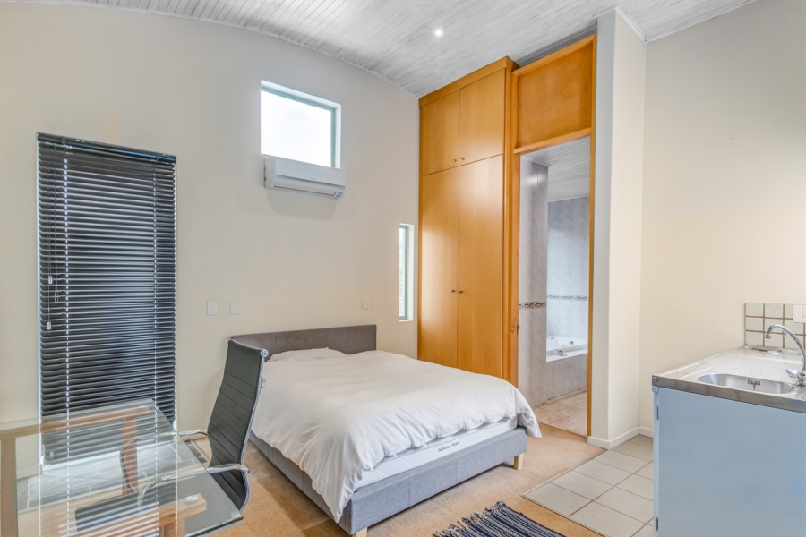 To Let 4 Bedroom Property for Rent in Fourways Gardens Gauteng