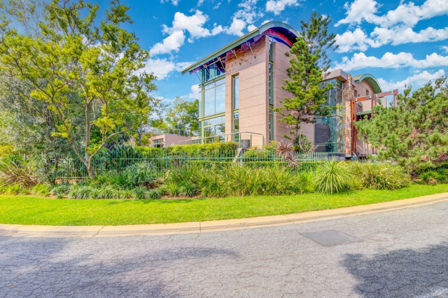 To Let 4 Bedroom Property for Rent in Fourways Gardens Gauteng