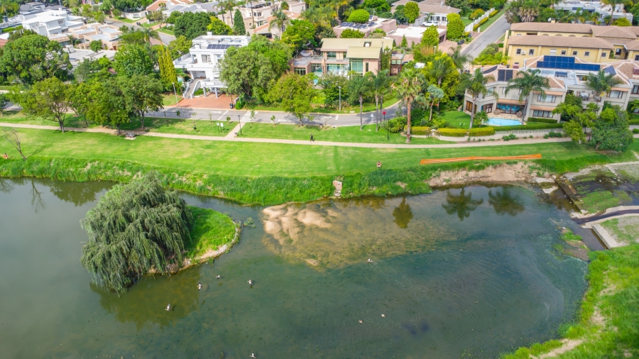 To Let 4 Bedroom Property for Rent in Fourways Gardens Gauteng