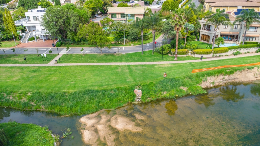 To Let 4 Bedroom Property for Rent in Fourways Gardens Gauteng