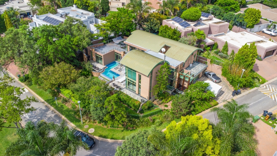 To Let 4 Bedroom Property for Rent in Fourways Gardens Gauteng