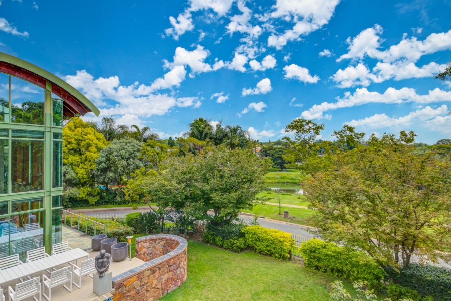 To Let 4 Bedroom Property for Rent in Fourways Gardens Gauteng