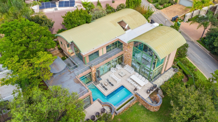 To Let 4 Bedroom Property for Rent in Fourways Gardens Gauteng