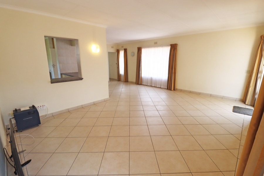 1 Bedroom Property for Sale in Epsom Downs Gauteng