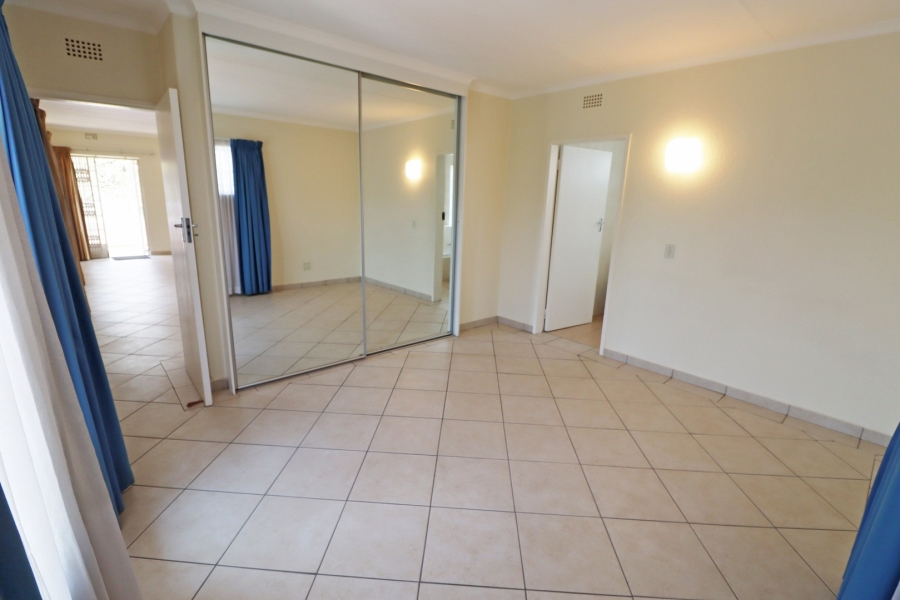 1 Bedroom Property for Sale in Epsom Downs Gauteng