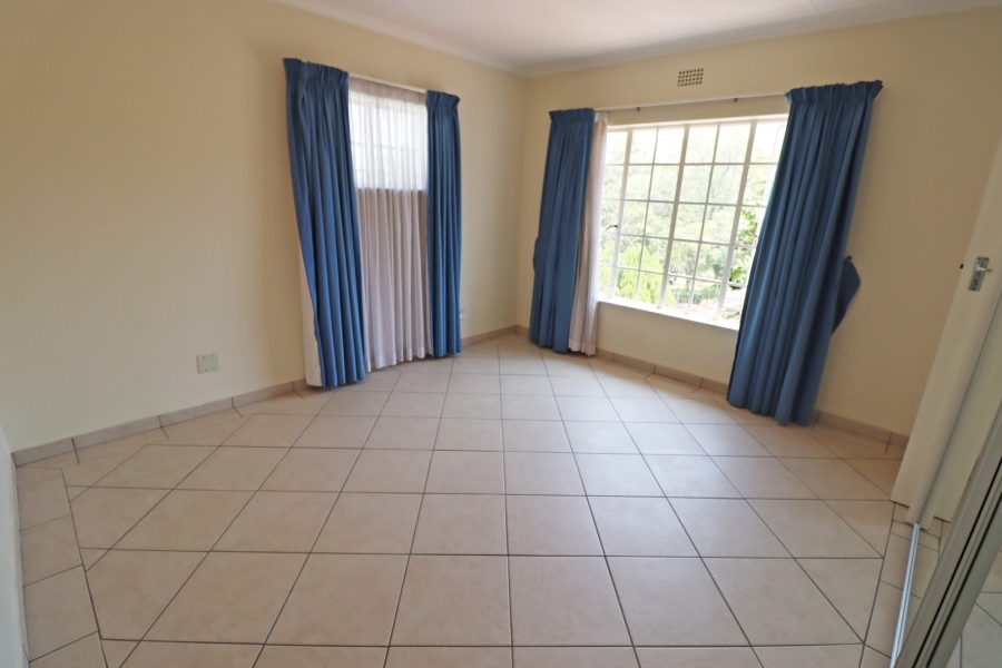 1 Bedroom Property for Sale in Epsom Downs Gauteng