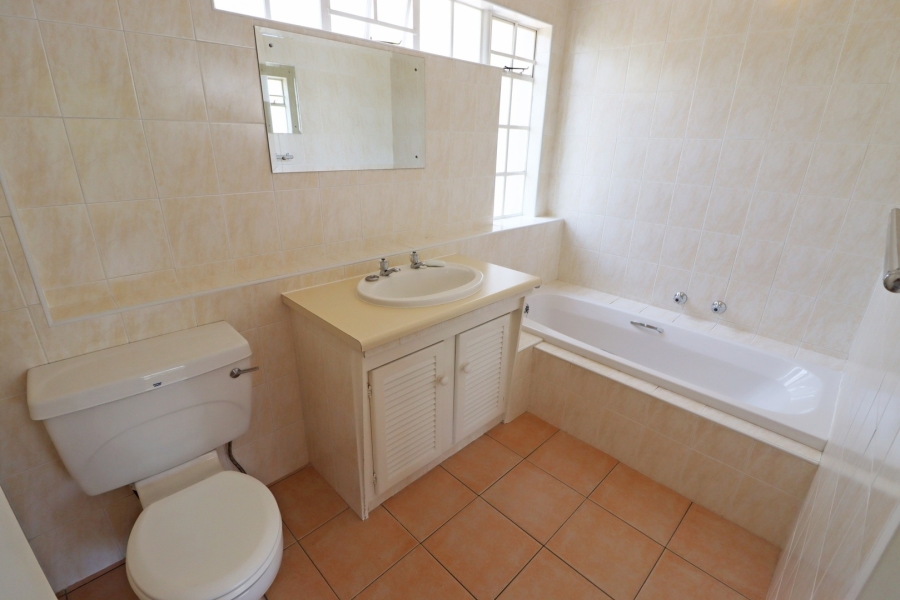1 Bedroom Property for Sale in Epsom Downs Gauteng