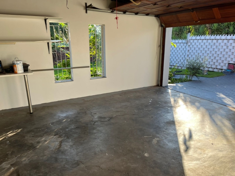 3 Bedroom Property for Sale in Rooihuiskraal Gauteng