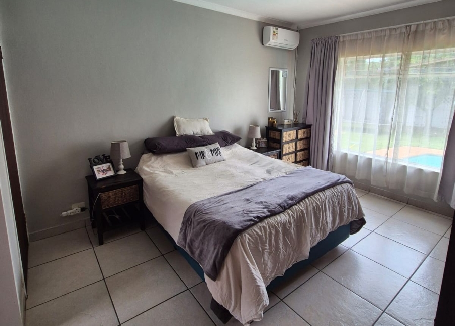 3 Bedroom Property for Sale in Rooihuiskraal Gauteng