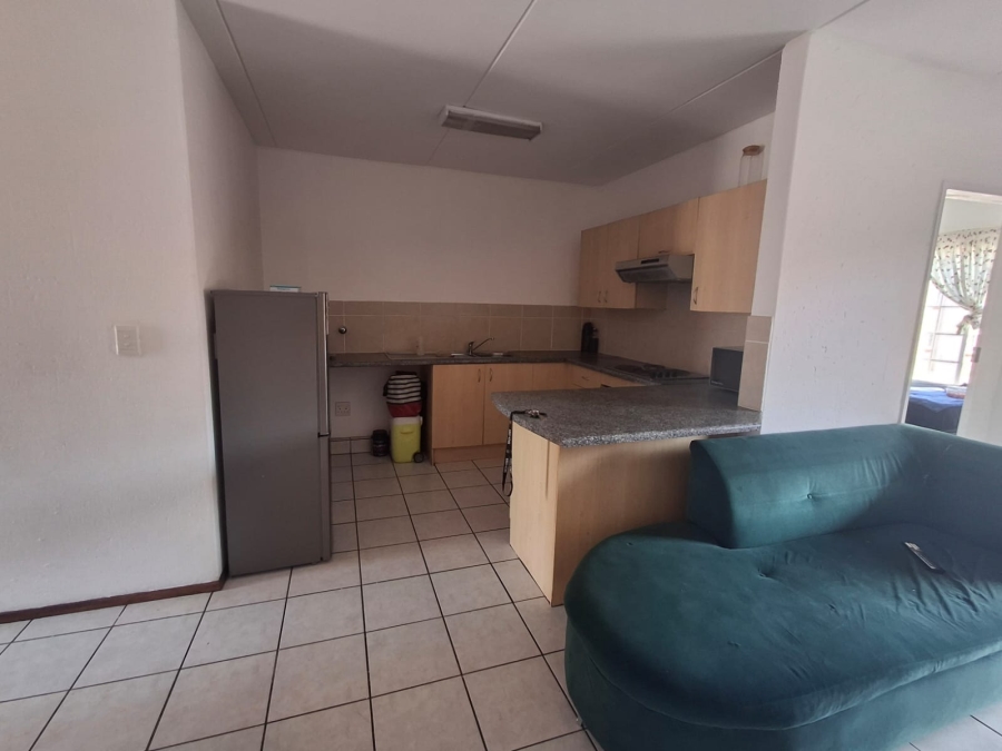 To Let 2 Bedroom Property for Rent in Comet Gauteng